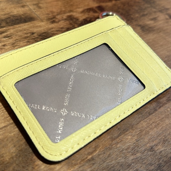 Michael Kors Jet Set Travel Card Holder - Picture 3 of 6